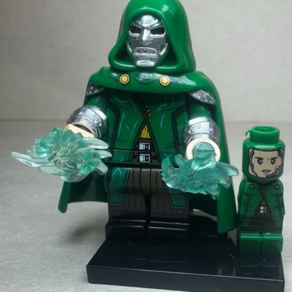 Custom Printed MOC Fantastic Four, Silver Surfer, Galactus Minifigures 10 Pack - Picture 3 of 10